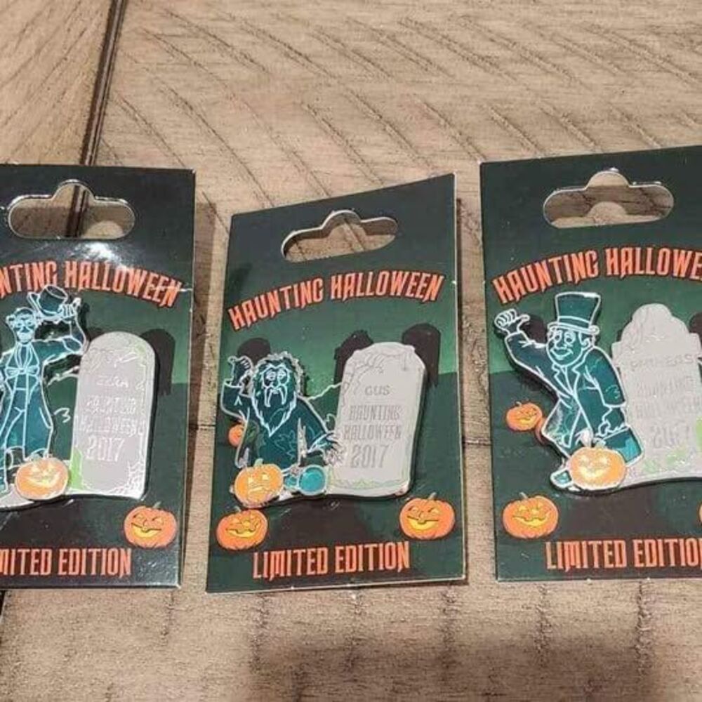 Haunted Mansion Limited edition Walt Disney World pin set